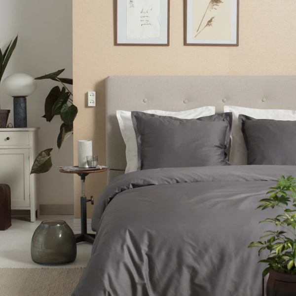 Dekbedovertrek Cinderella Sundays - Antracite - 100% kantoen-satijn