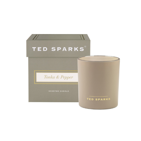Geurkaars Ted Sparks – Tonka & Pepper (2 formaten)